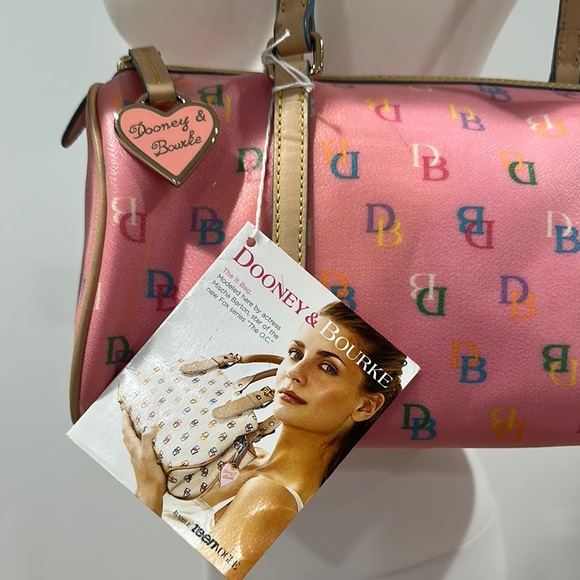 NWT Dooney & Bourke Pink Shoulder Bag with Multicolor Logo - Picture 2 of 7
